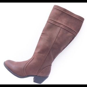 Mossimo tall brown boots 👢